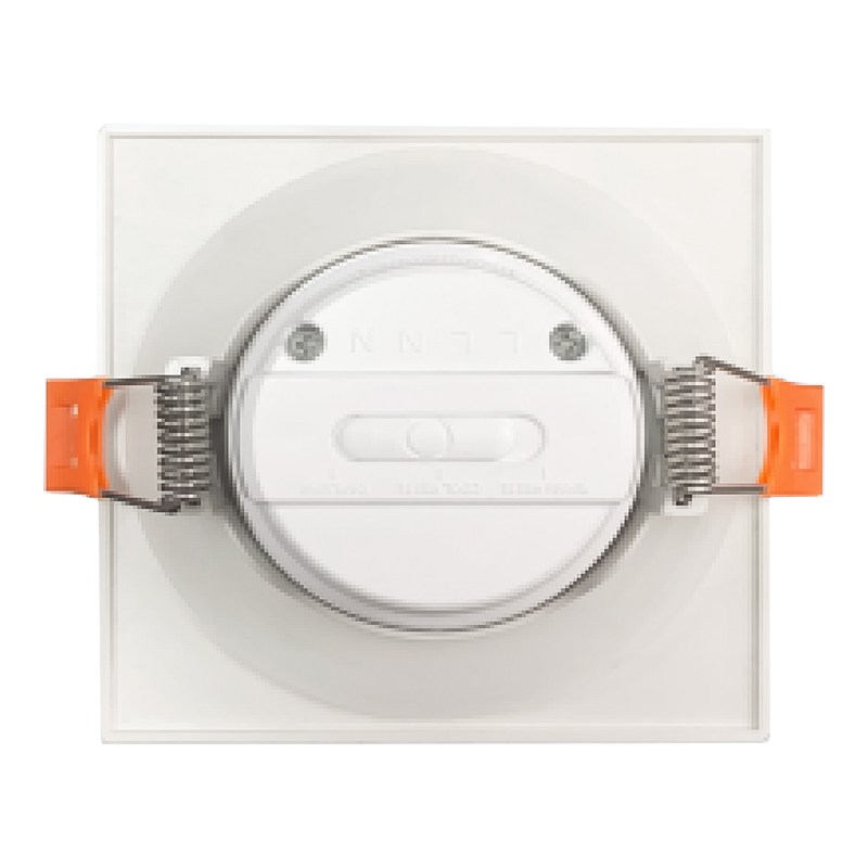 Downlight LED 3CCT IP65 disponible en 5W/7W